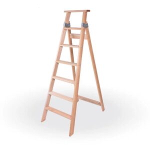 Escalera de Madera Familiar